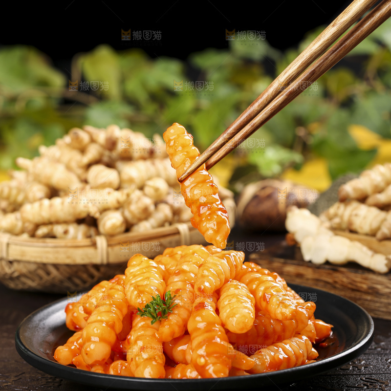 盘子里的红油宝塔菜