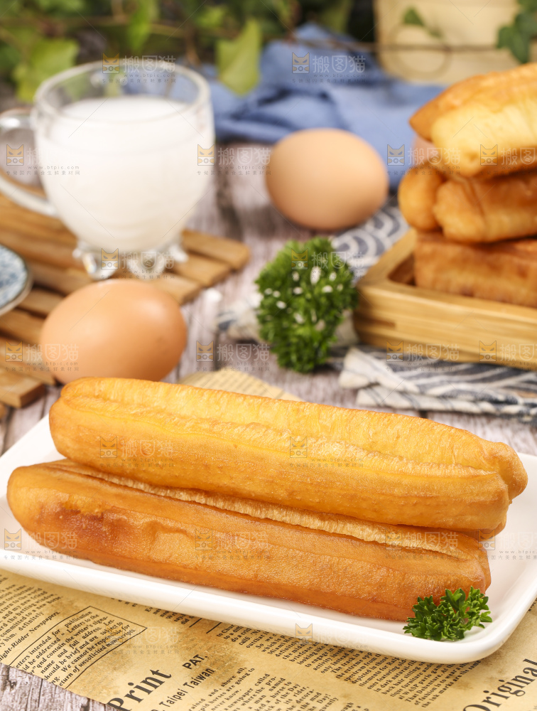 浅底上的香酥油条