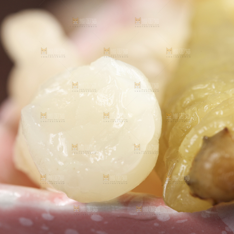 盘子里的泡椒宝塔菜