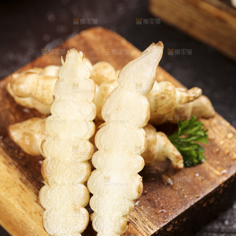 深底上的宝塔菜