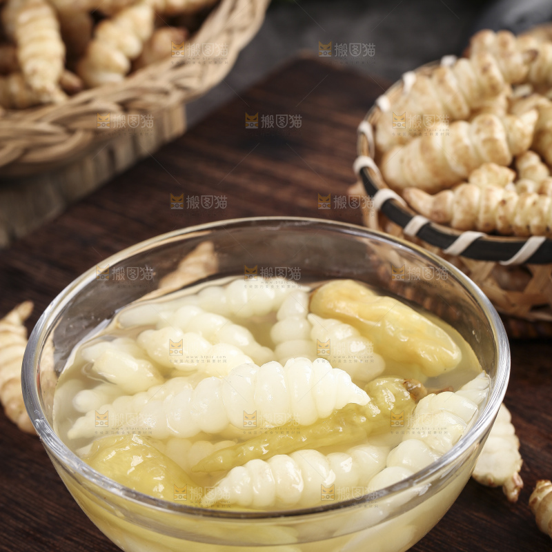 盘子里的泡椒宝塔菜