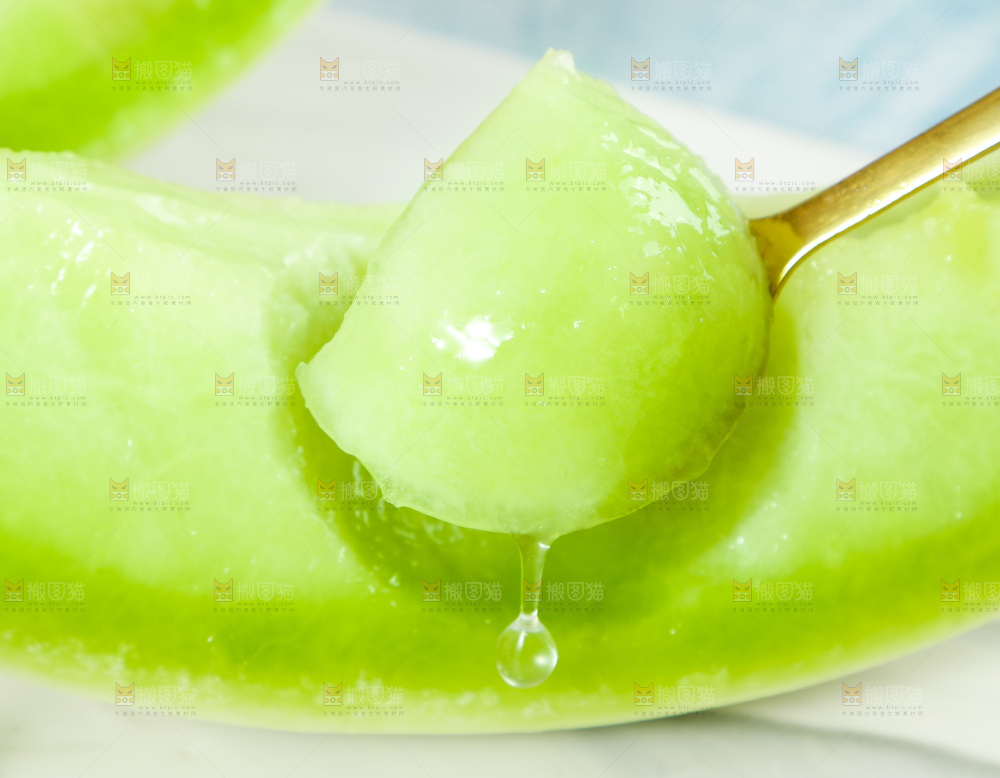 浅底上的玉菇甜瓜