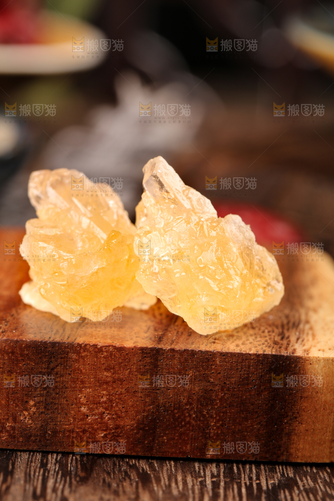 深底上的黄冰糖