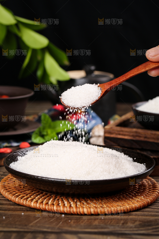 深底上的白砂糖