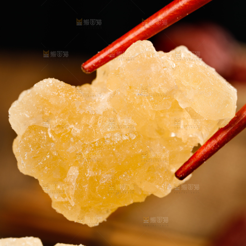 深底上的黄冰糖