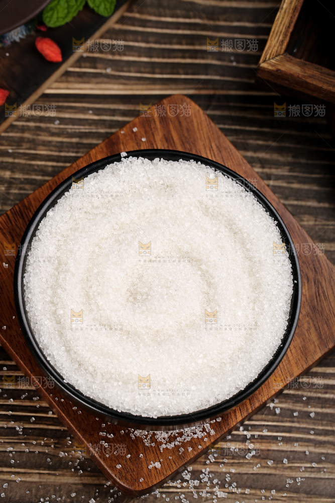 深底上的白砂糖