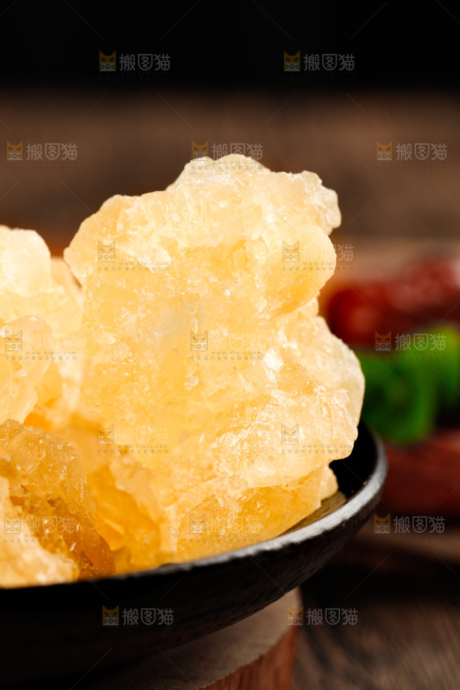 深底上的黄冰糖