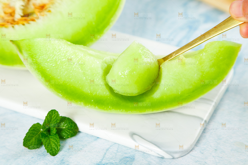 浅底上的玉菇甜瓜