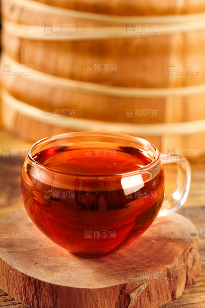 深底上的古树普洱