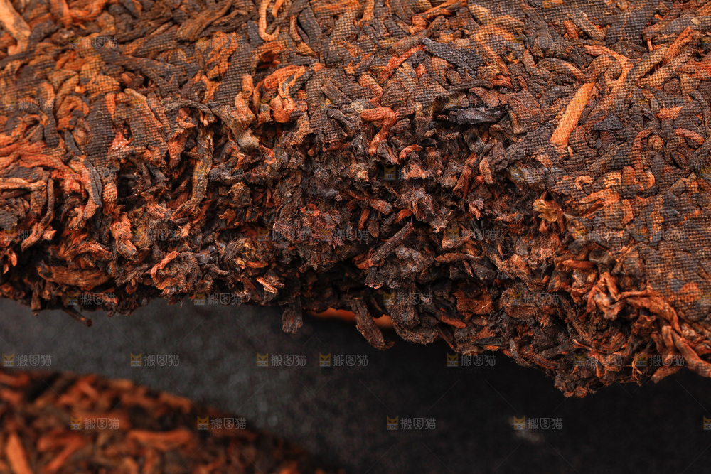 深底上的古树普洱