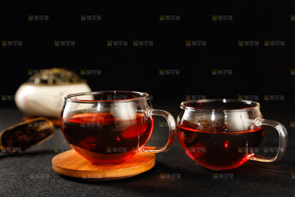 深底上的古树普洱