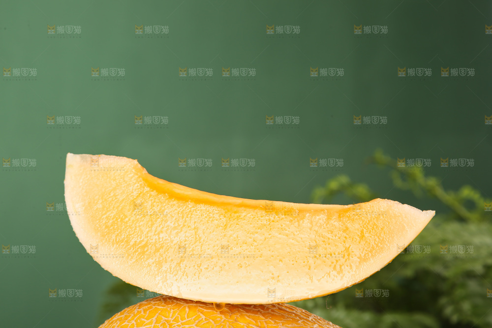 深底上的黄皮哈密瓜