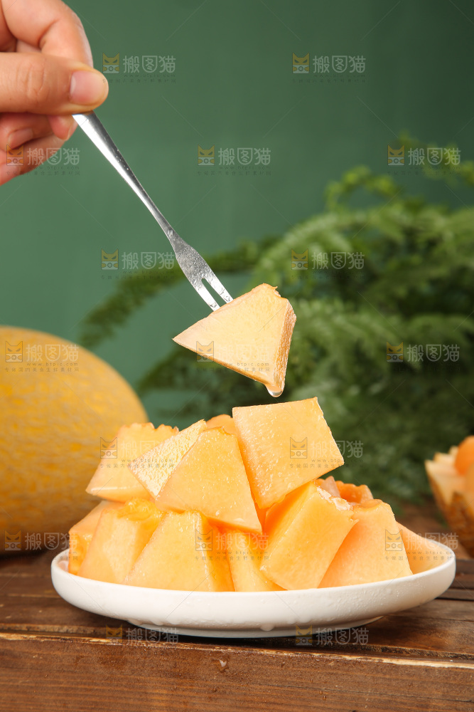 深底上的黄皮哈密瓜