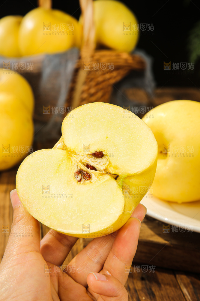 深底上的奶油富士