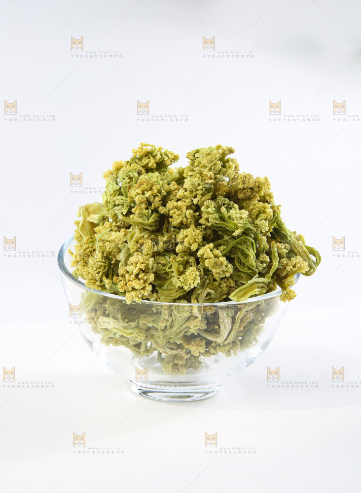 白底上的干花菜