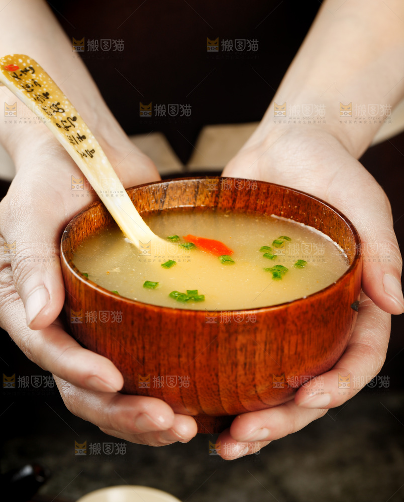 深底上的肚包肉