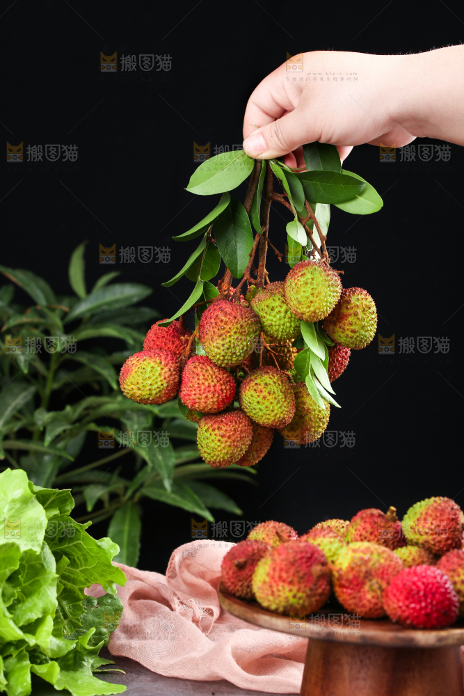 深底上的妃子笑荔枝