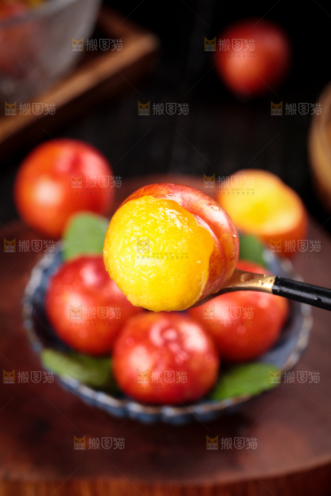 深底上的三月李