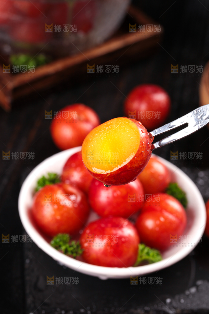 深底上的三月李