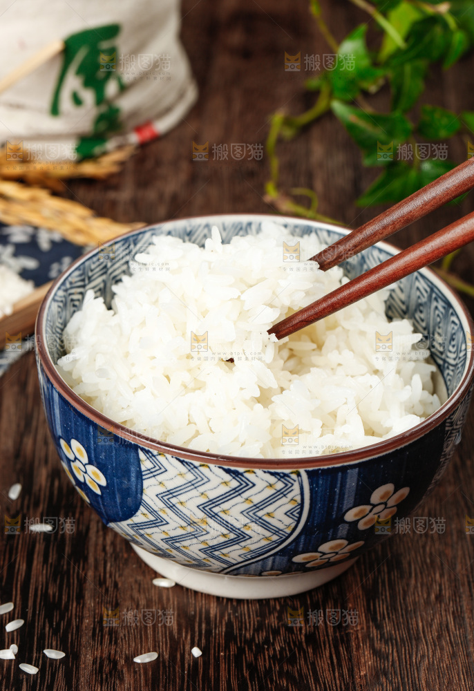 深底上的五常大米