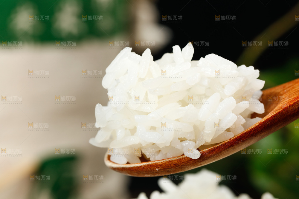 深底上的五常大米