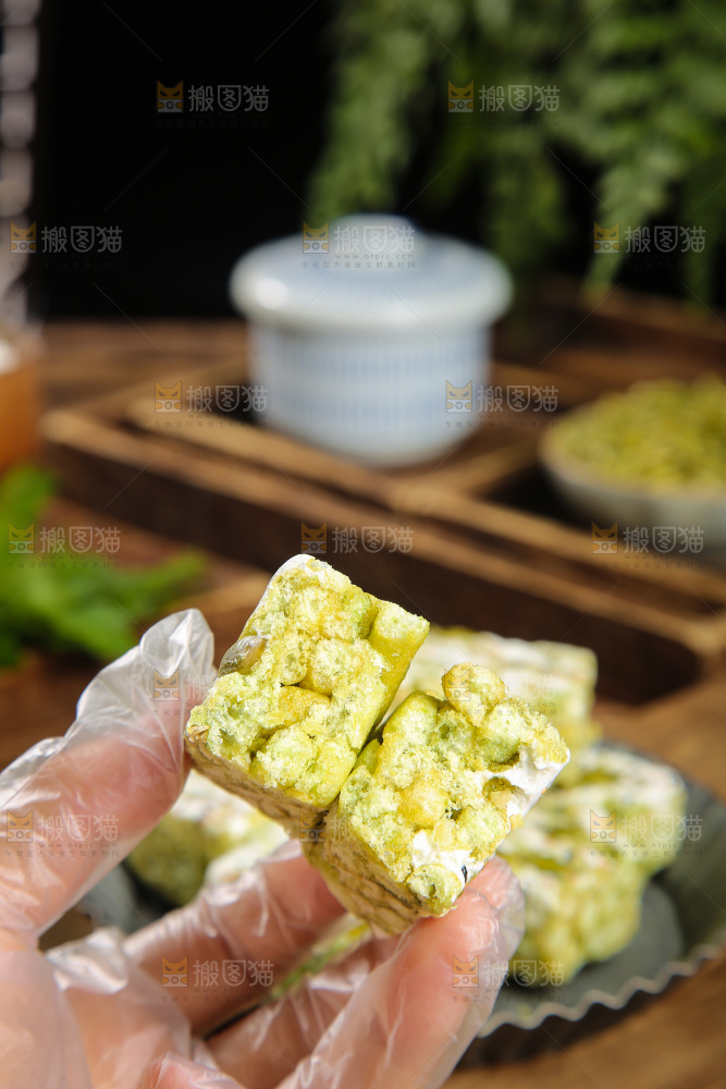 木底上的沙琪玛