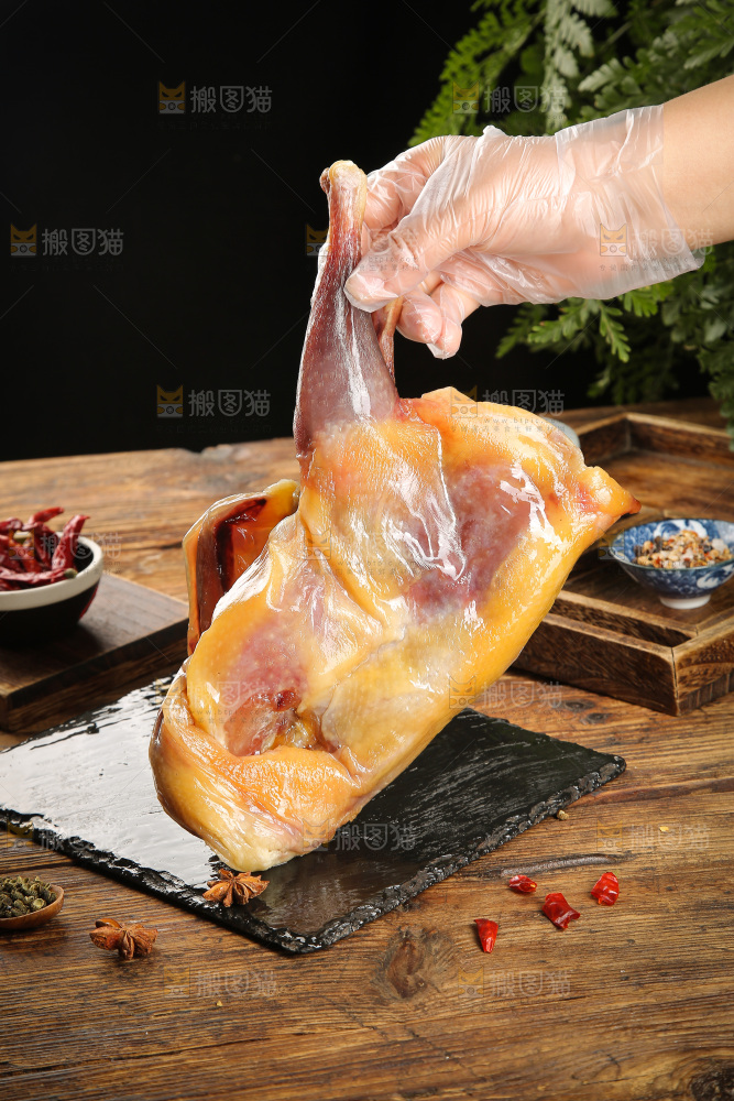 深底上的风干鸡