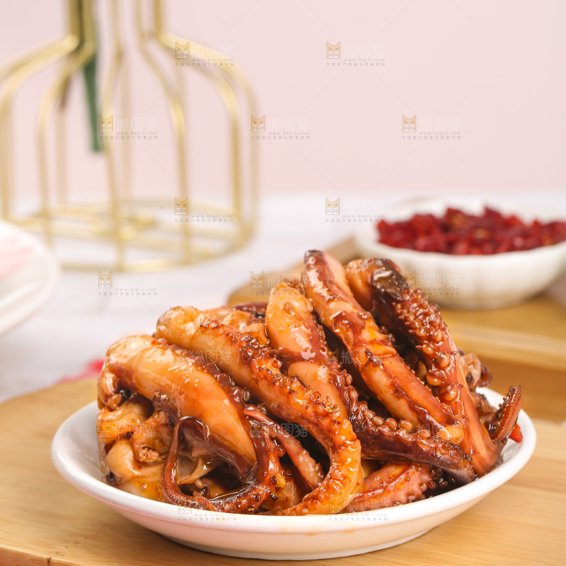 浅底上的鱿鱼须