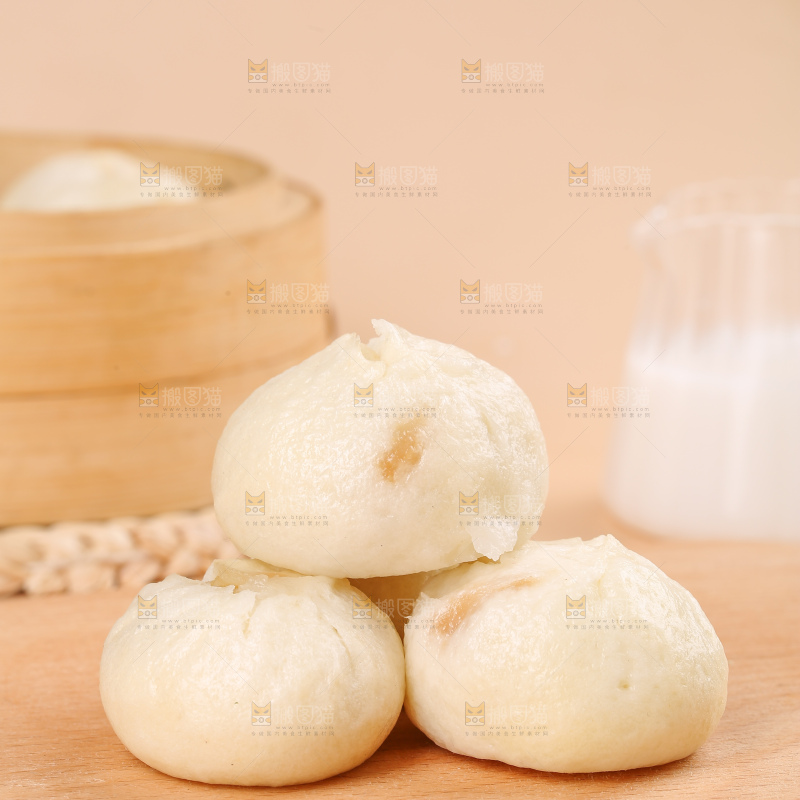 浅底上的发面小笼包