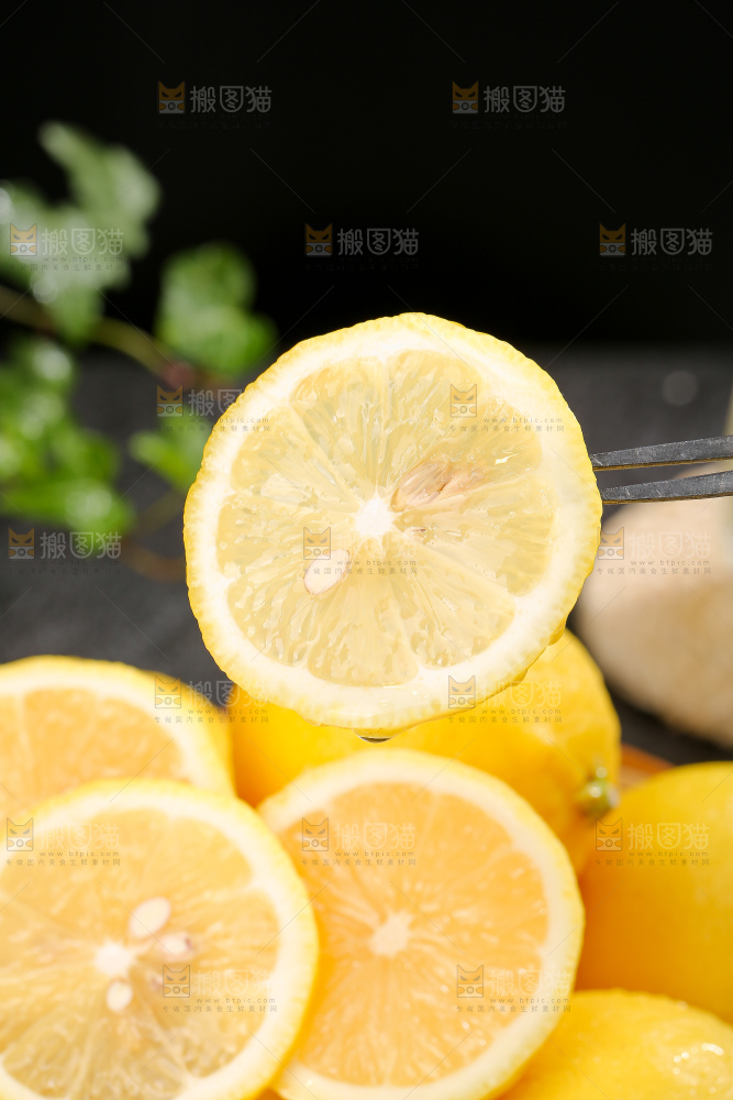 深底上的安岳黄柠檬