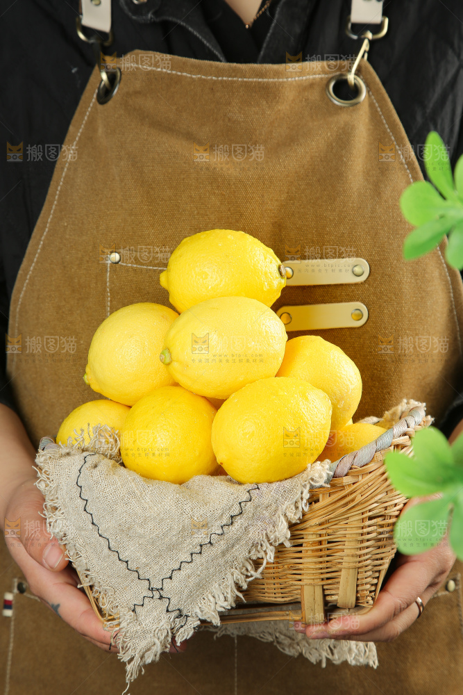 深底上的安岳黄柠檬