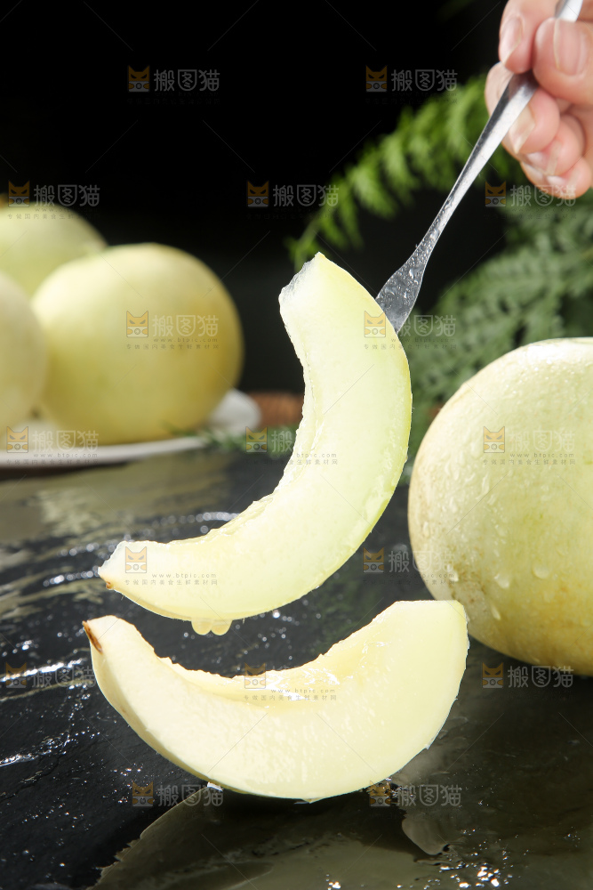 深底上的郁金香甜瓜