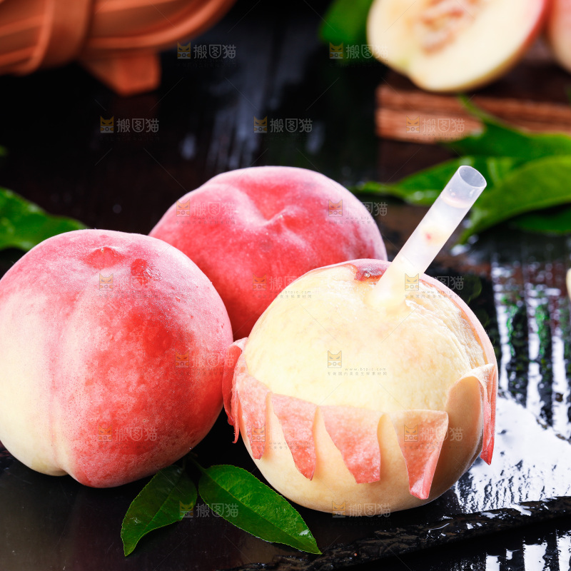 深底上的现摘水蜜桃