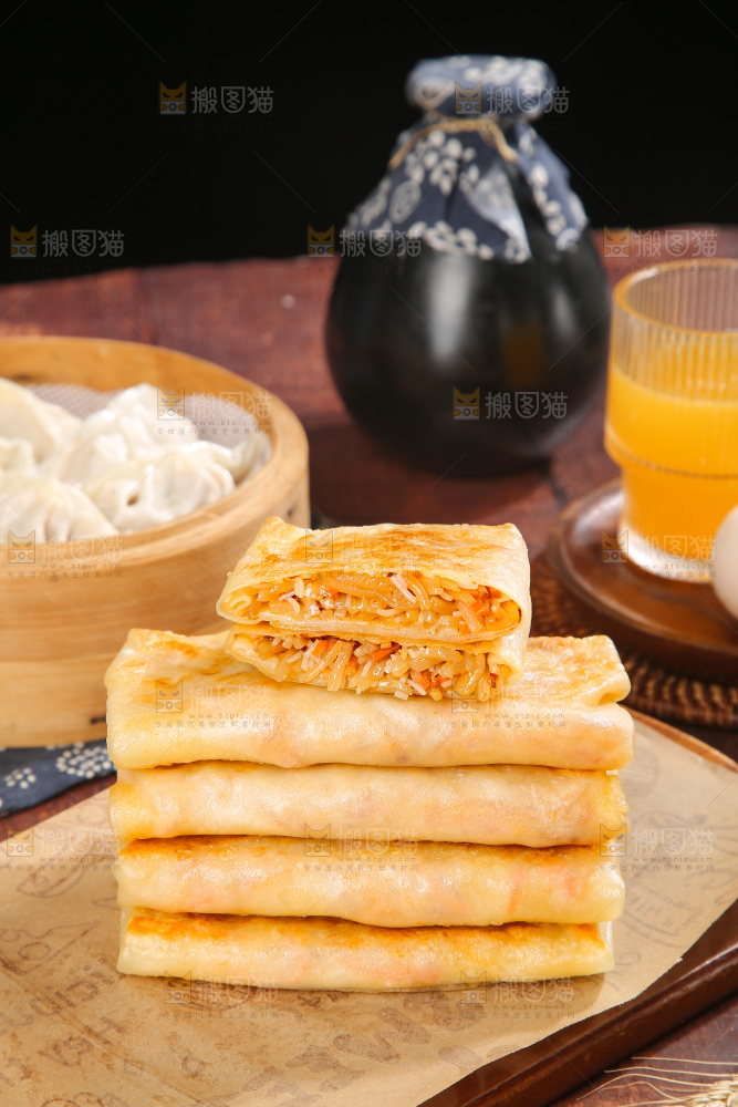深底上的土豆三丝盒