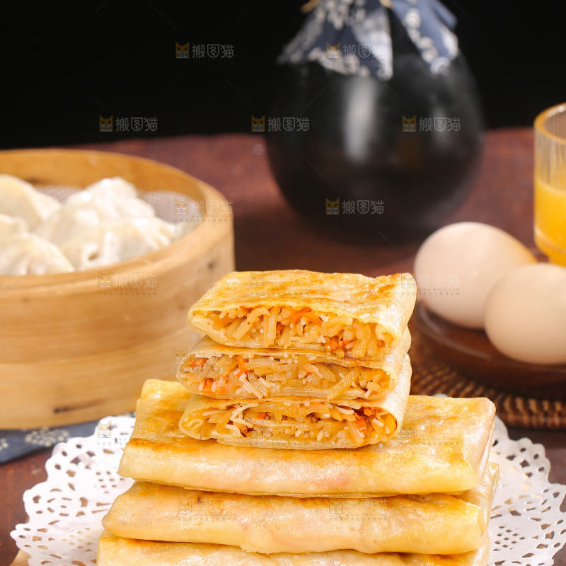 深底上的土豆三丝盒