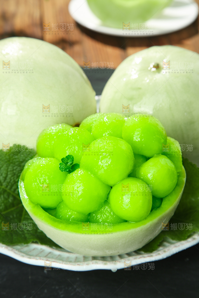 深底上的玉菇甜瓜