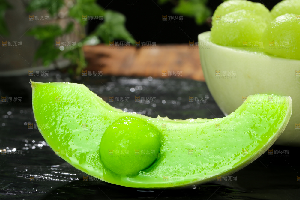 深底上的玉菇甜瓜