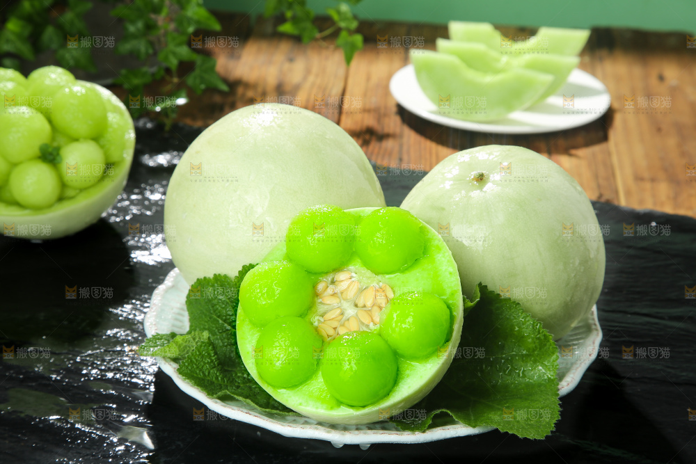 深底上的玉菇甜瓜