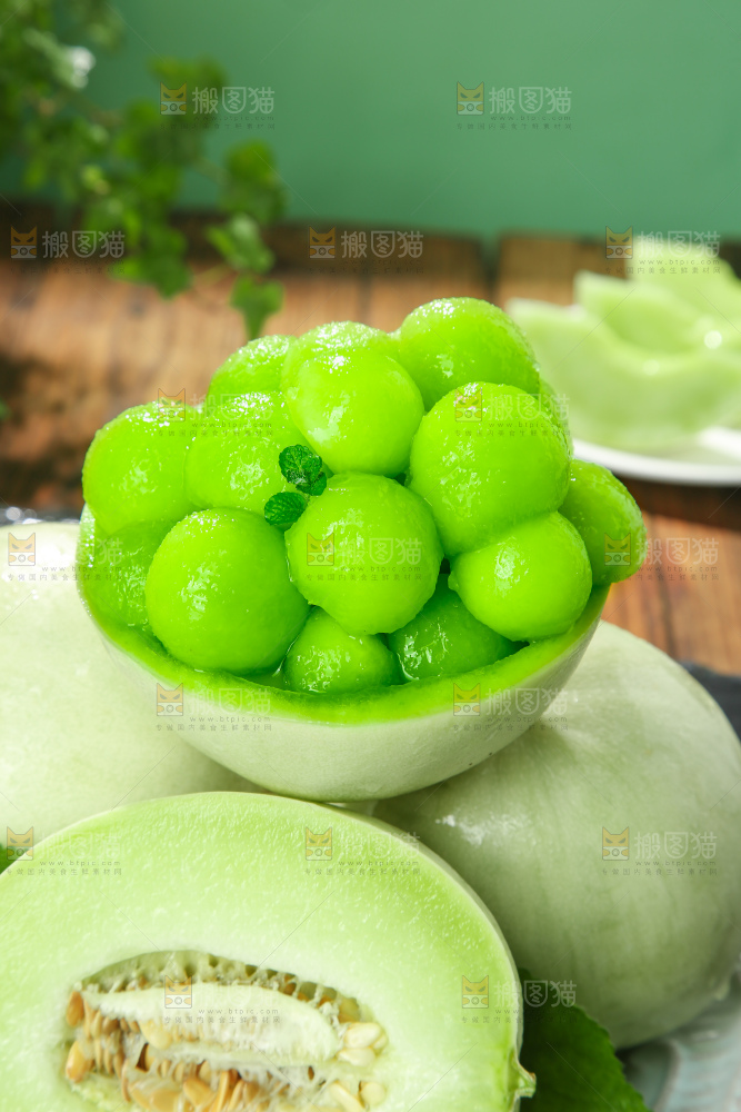 深底上的玉菇甜瓜
