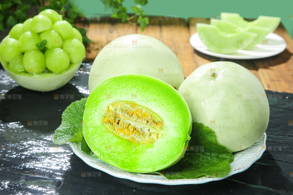 深底上的玉菇甜瓜