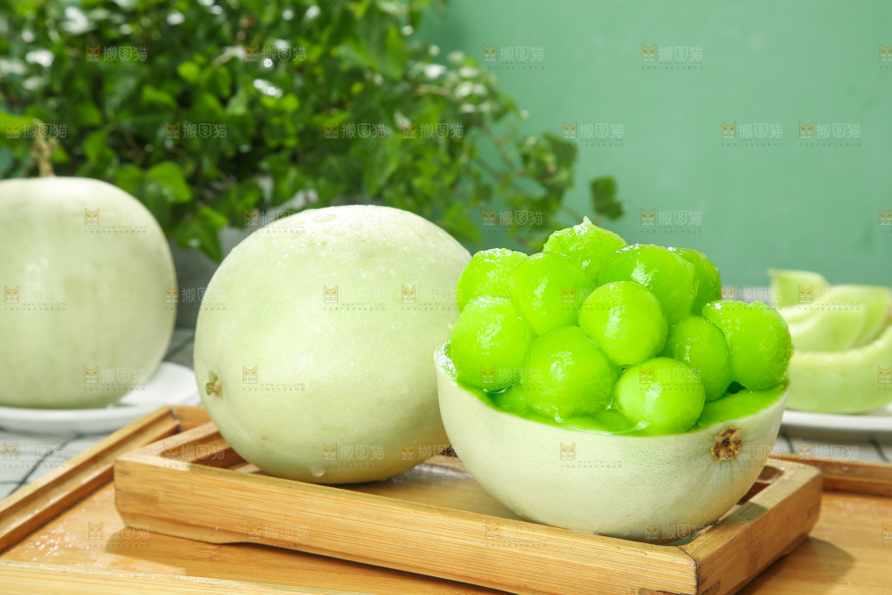浅底上的玉菇甜瓜