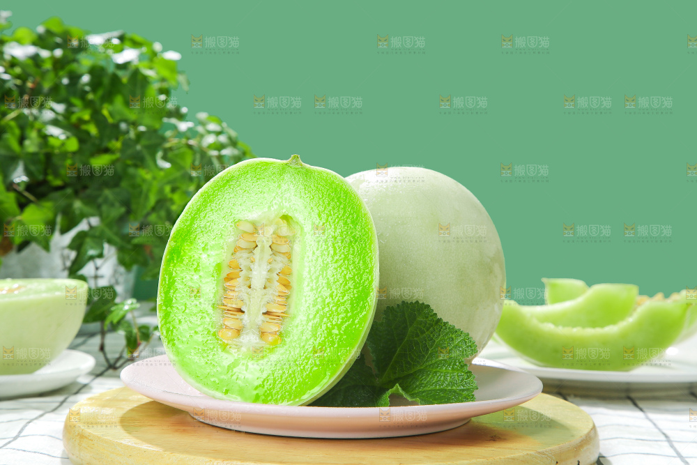 浅底上的玉菇甜瓜