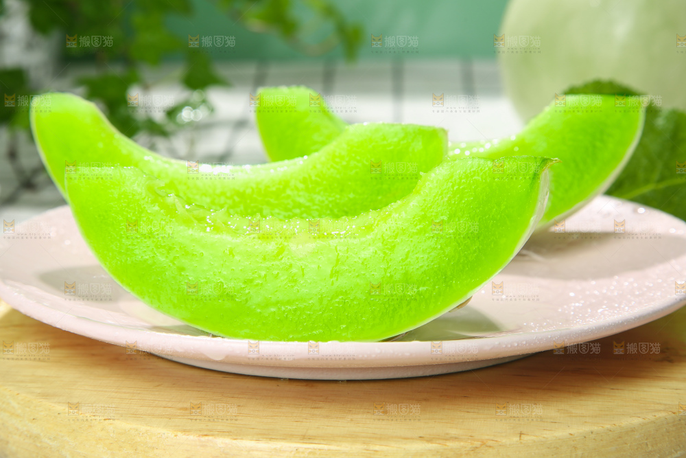 浅底上的玉菇甜瓜