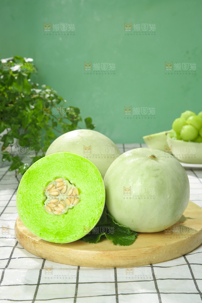 浅底上的玉菇甜瓜