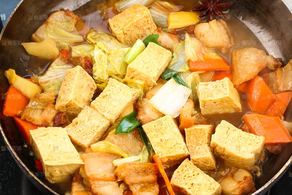 碗里的炖冻豆腐