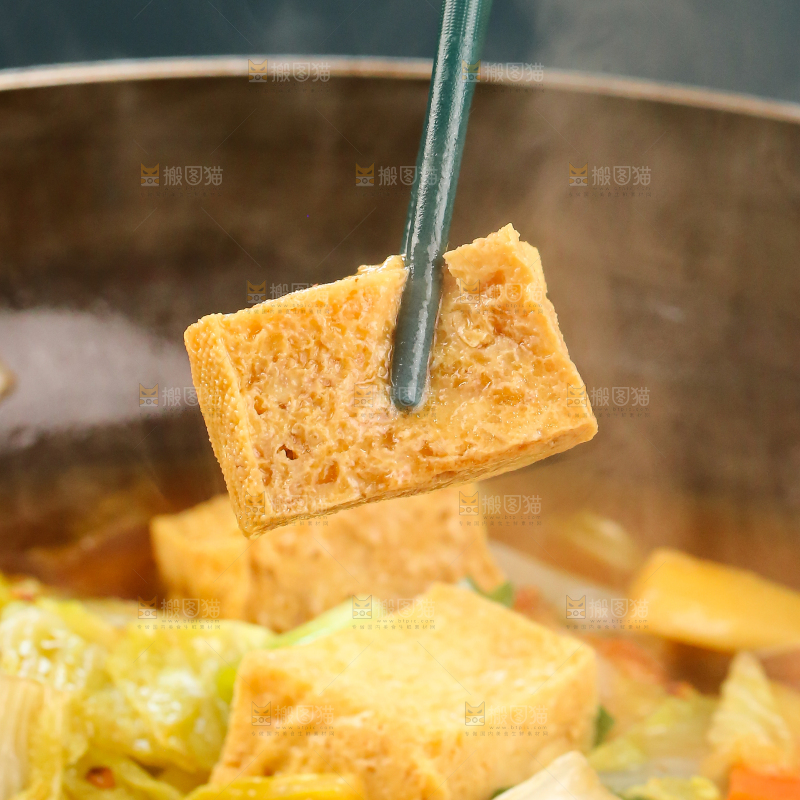 碗里的炖冻豆腐