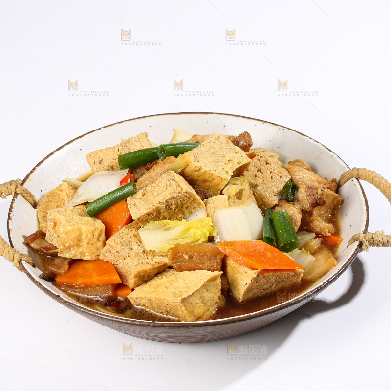 碗里的炖冻豆腐