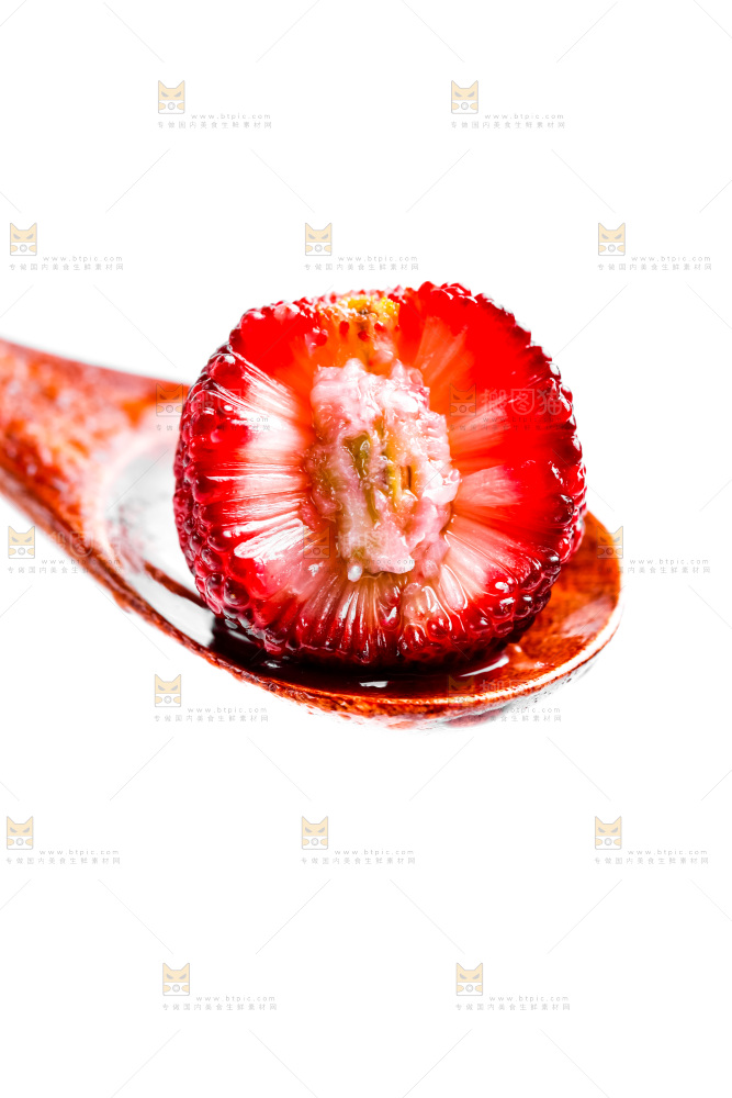 白底上的仙居杨梅