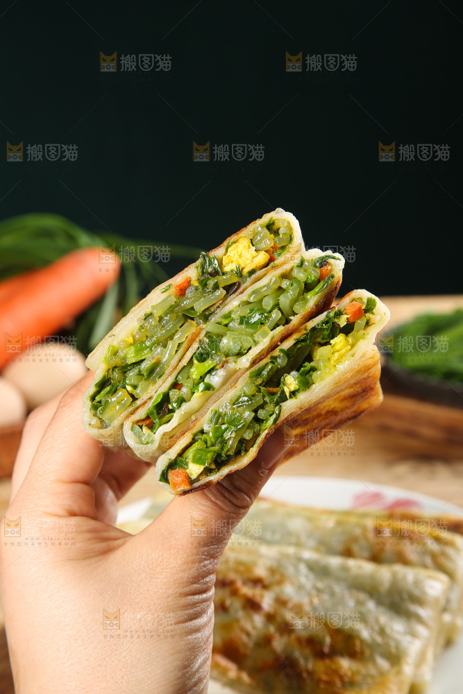 木底上的韭菜盒子