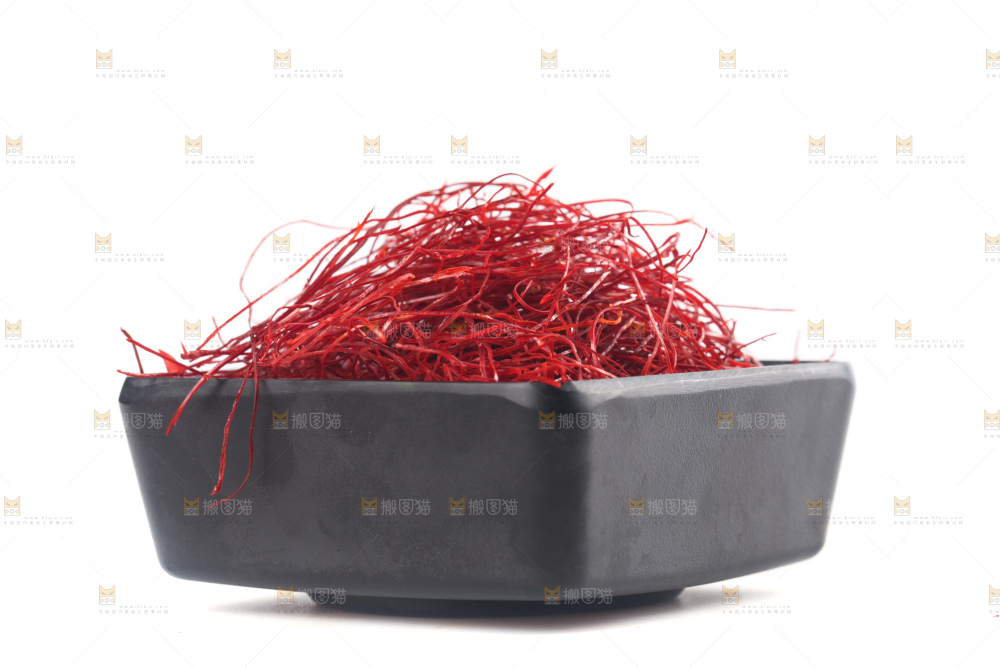 白底上的细辣椒丝